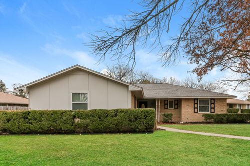 328 Bennett Cir, DeSoto, TX, 75115-5006 | Card Image