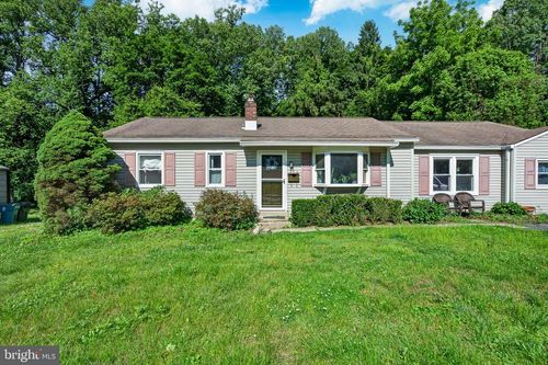 125 Gable Rd, PAOLI, PA, 19301-1847 | Card Image