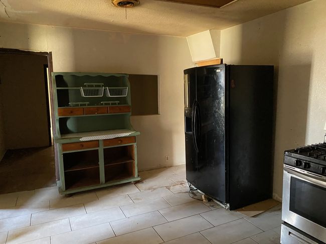 501 S Clay St, House other with 3 bedrooms, 2 bathrooms and null parking in Henrietta TX | Image 15