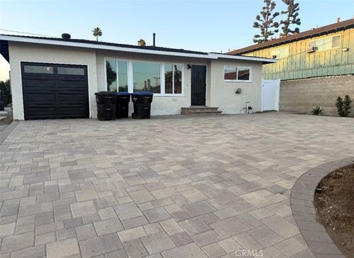 11331 Pioneer Blvd, Norwalk, CA, 90650-1673 | Card Image
