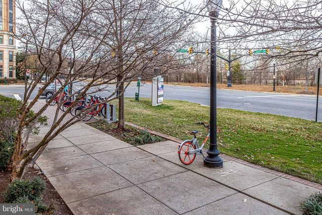 UNIT-851 - 3650 S Glebe Rd, Condo with 2 bedrooms, 2 bathrooms and null parking in ARLINGTON VA | Image 45