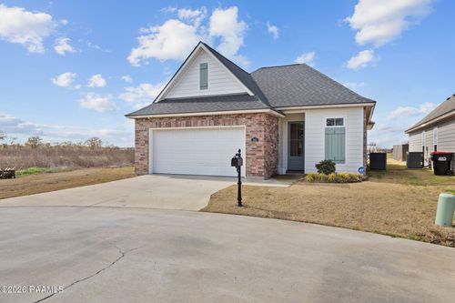 201 Adry Ln, Youngsville, LA, 70592-6796 | Card Image