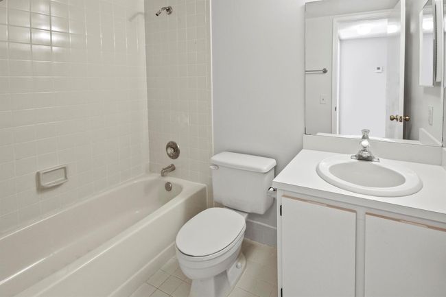 APT-101 - 2230 N Cypress Bend Dr, Condo with 2 bedrooms, 2 bathrooms and null parking in Pompano Beach FL | Image 13