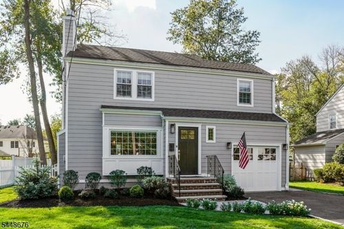 256 Woodland Ave, Summit, NJ, 07901-1437 | Card Image