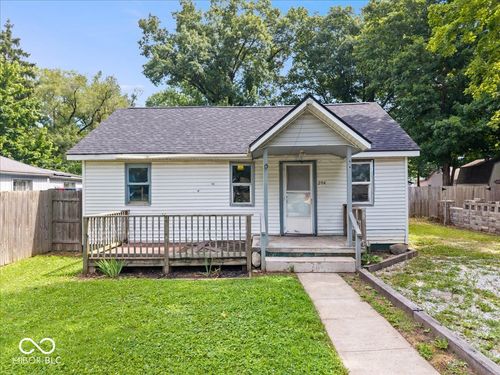 204 Tippecanoe Dr, Noblesville, IN, 46062-8853 | Card Image