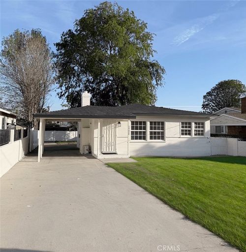 15320 Bledsoe St, Sylmar, CA, 91342-3746 | Card Image