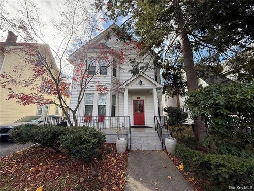 15 Main St, Port Jervis, NY, 12771-1924 | Card Image