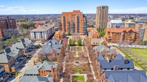 apt-606-4950 Central St, Kansas City, MO, 64112-2588 | Card Image