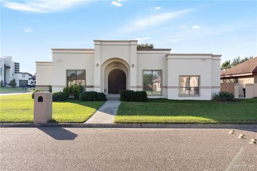 3914 Tierra Escondida, Weslaco, TX, 78596-4152 | Card Image
