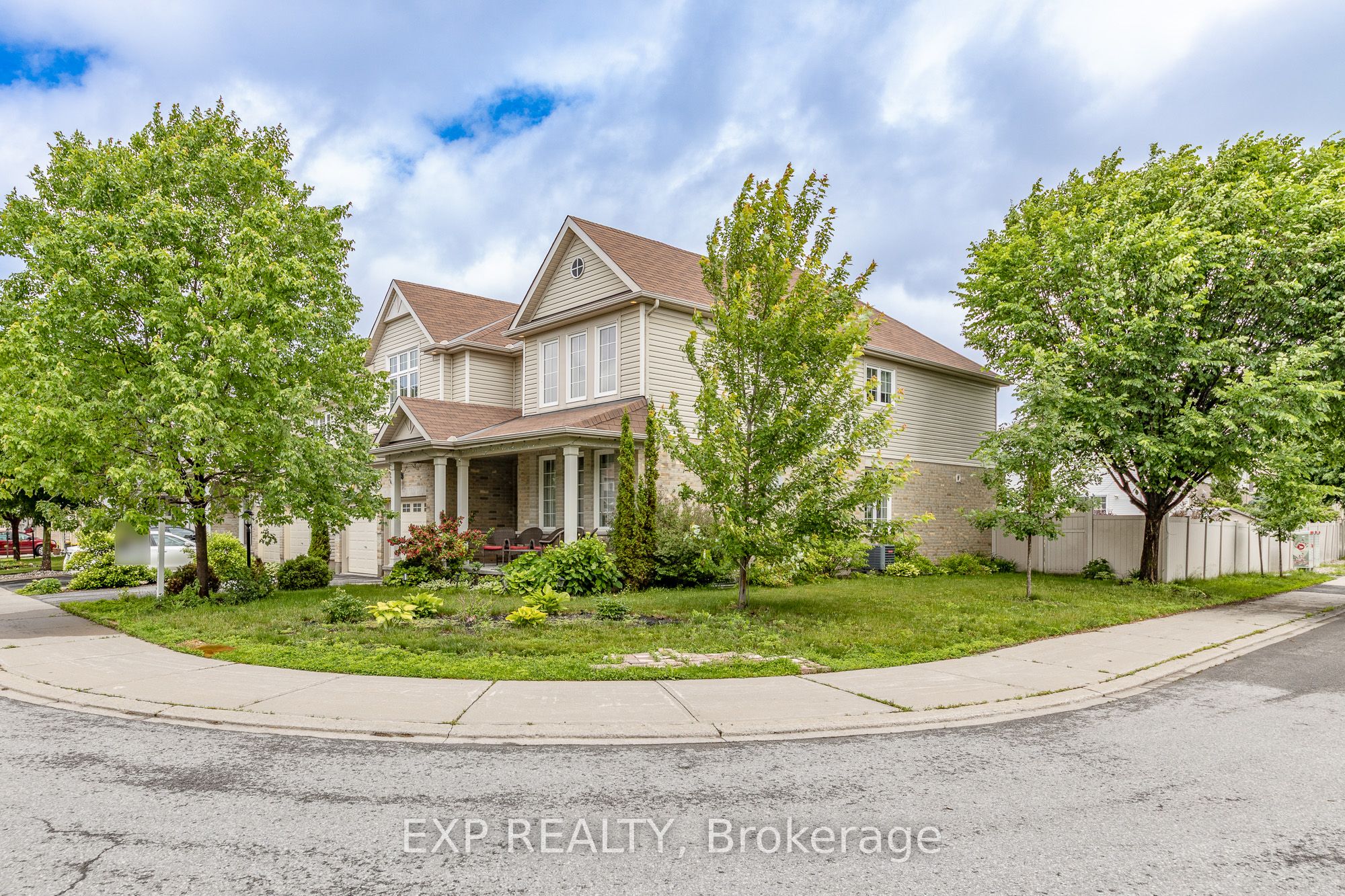 Residential in Barrhaven 4