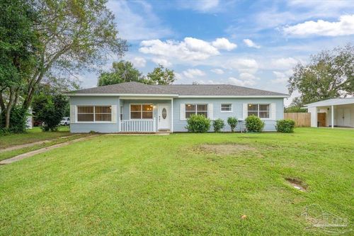 5 Benton Rd, Pensacola, FL, 32506-4773 | Card Image