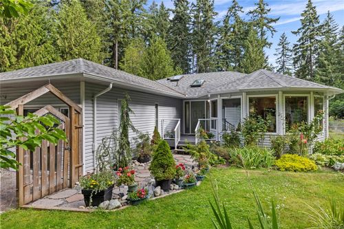 3198 Melon Rd, Hilliers, BC, V9K2J5 | Card Image