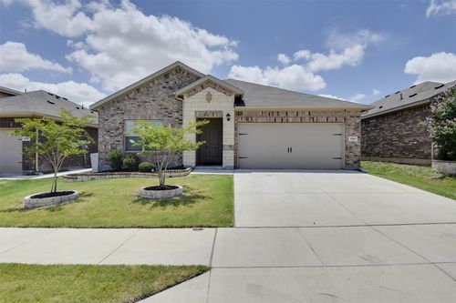 701 Blacktail Dr, Fort Worth, TX, 76131-1891 | Card Image