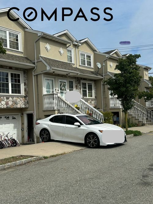 232 Dartmouth Loop, Staten Island, NY, 10306-4822 | Card Image