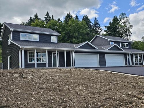 1914 River Drive, West Bend, WI, 53090 | Card Image
