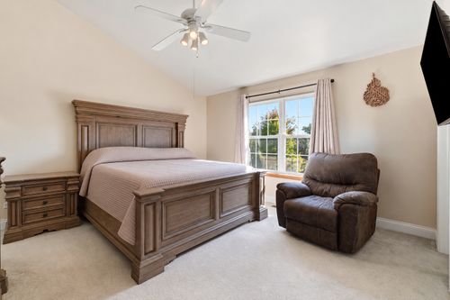 1060-1060 Kufrin Way, Lombard, IL, 60148 | Card Image
