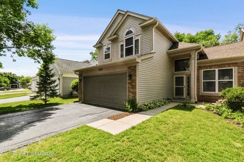 1109 Blackburn Dr, Grayslake, IL, 60030-3490 | Card Image