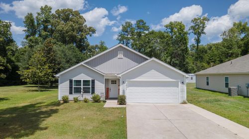3911 Lake Dr, Loris, SC, 29569-2968 | Card Image