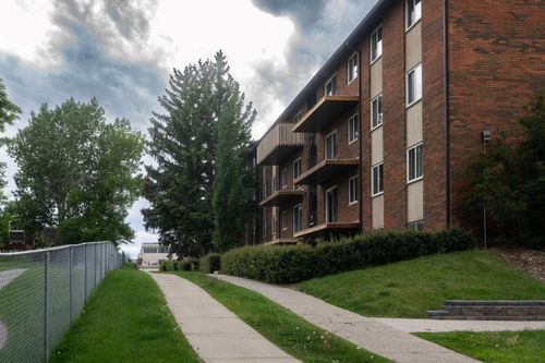 731-11620 Elbow Dr Sw, Calgary, AB, T2W3L6 | Card Image