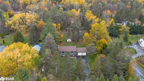 16 Hillview Cres, Midhurst, ON, L9X1N4 | Card Image