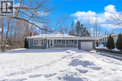 30 Canterbury Dr, Fredericton, NB, E3B4L6 | Card Image