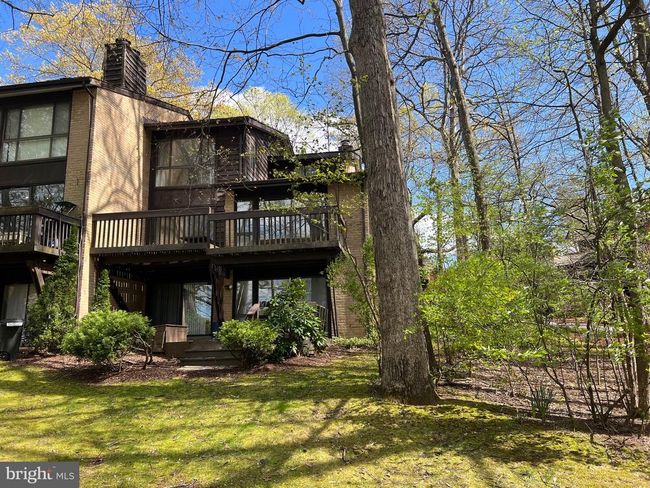 2029 Lakebreeze Way, Townhouse with 4 bedrooms, 4 bathrooms and null parking in Reston VA | Image 29