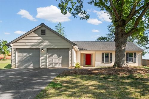 1194 Meadow Oaks Dr Nw, Acworth, GA, 30102-6369 | Card Image