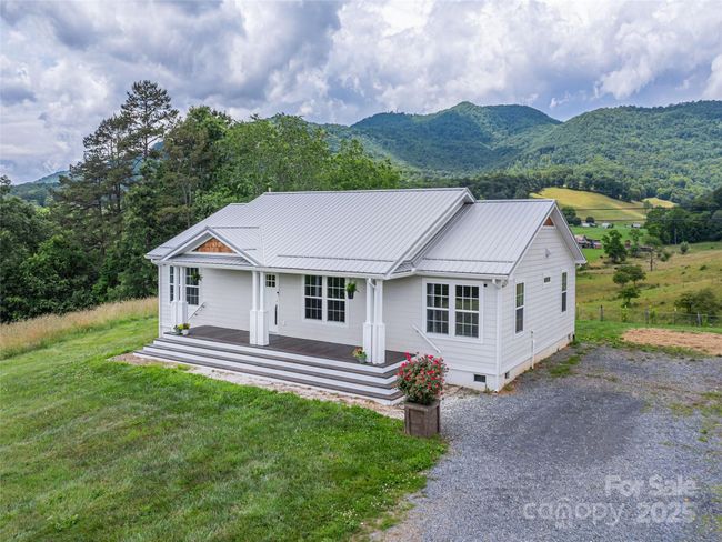 3355 Thickety Rd, House other with 3 bedrooms, 2 bathrooms and null parking in Clyde NC | Image 28