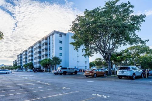 a308-16851 Ne 23rd Ave, North Miami Beach, FL, 33160-3778 | Card Image