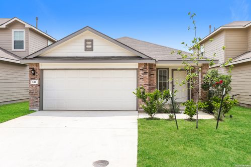 121 Legendary Trail Loop, Floresville, TX, 78114-0079 | Card Image