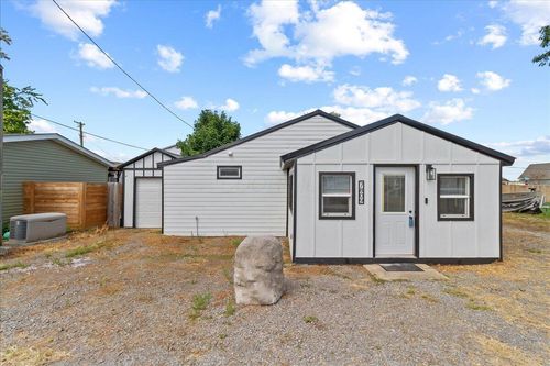 7809 Maple St, Russells Point, OH, 43348-9644 | Card Image