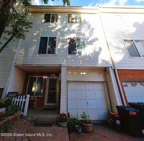 78 Emily Ln, Staten Island, NY, 10312-6607 | Card Image