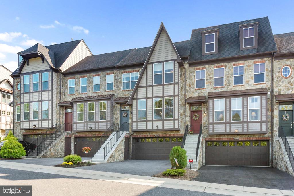 Divot Ct, New Market, MD 21774