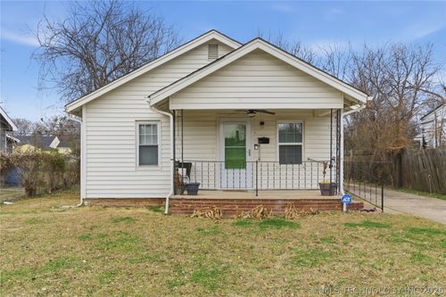 327 E Young Street, Tulsa, OK, 74106 | Card Image