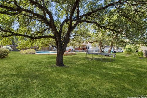 100 Winding Oak Dr, Johnson City, TX, 78636-5467 | Card Image