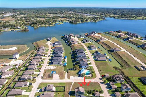 10901 Afternoon Shade, Willis, TX, 77318 | Card Image