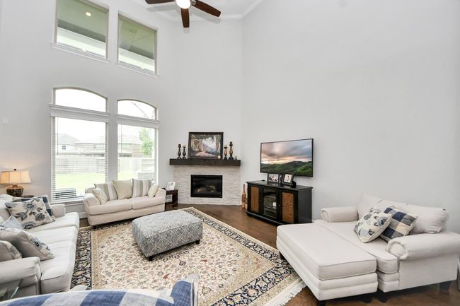 6510 Kangaroo Point Ln, House other with 5 bedrooms, 5 bathrooms and 2 parking in Sugar Land TX | Image 22