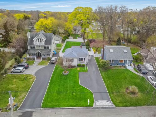 24 Seacliff Ave, Miller Place, NY, 11764-1638 | Card Image