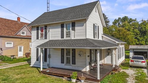 16 W Main St, Greenwich, OH, 44837-1007 | Card Image