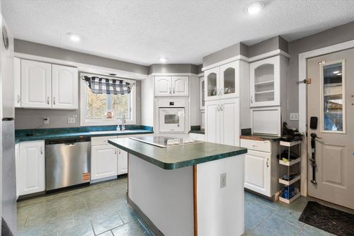 99 Whitefield Rd, Bethlehem, NH, 03574-4016 | Card Image