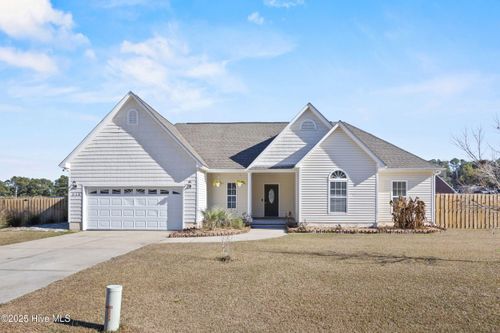 213 Lakeside Dr, Sneads Ferry, NC, 28460-9405 | Card Image