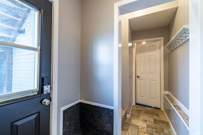 152 W Randolph St, House other with 4 bedrooms, 3 bathrooms and null parking in Nappanee IN | Image 20
