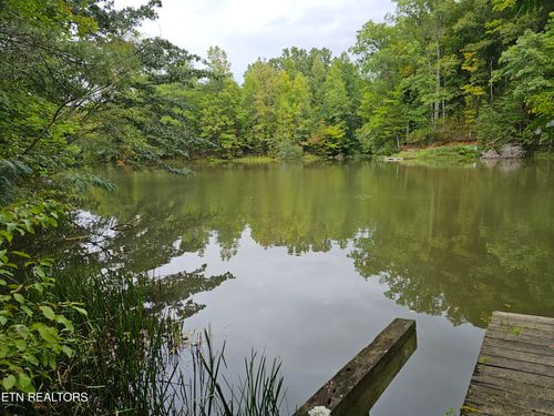 3646 Woodcove Cir, Maryville, TN, 37801-1273 | Card Image