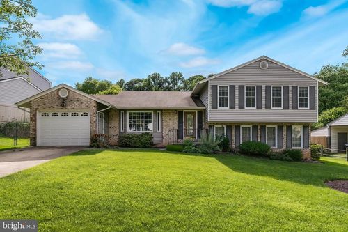 8722 Litwalton Ct, Vienna, VA, 22182-5012 | Card Image