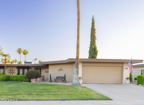 10630 W Pineaire Dr, Sun City, AZ, 85351-1129 | Card Image