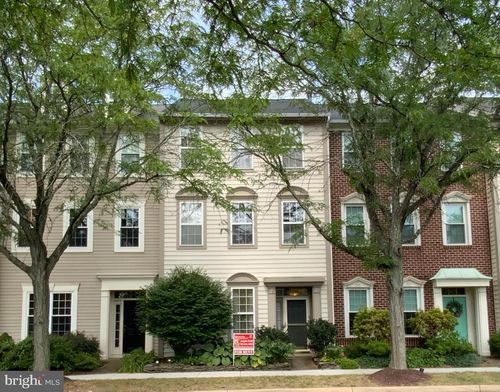 25491 Gover Dr, CHANTILLY, VA, 20152-4484 | Card Image