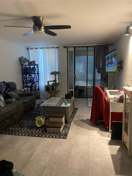 apt-112-6451 N University Dr, Tamarac, FL, 33321-4003 | Card Image
