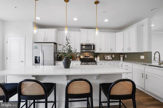 1025 Overlook Way, Townhouse with 4 bedrooms, 4 bathrooms and null parking in LAUREL MD | Image 8
