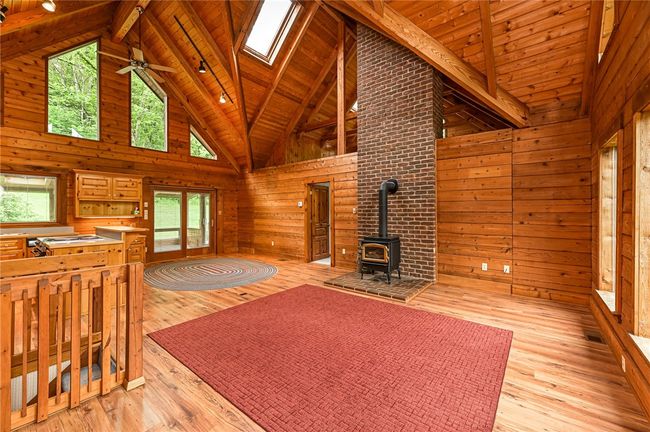 117 Oak Dr, House other with 3 bedrooms, 3 bathrooms and 5 parking in Forward Twp - BUT PA | Image 8