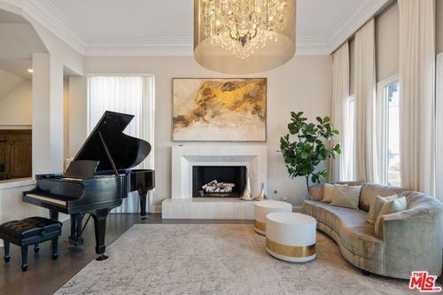 5202 Pacific Ave, Marina del Rey, CA, 90292-7116 | Card Image